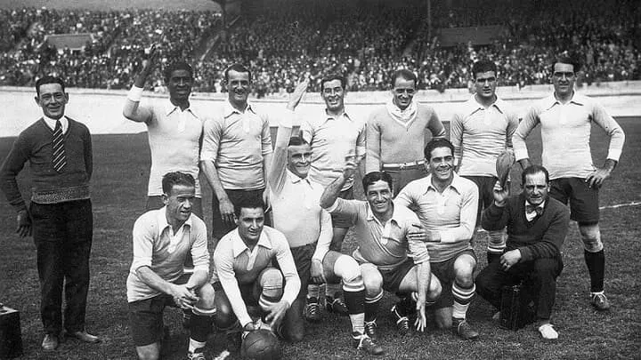 World Cup được tổ chức lần đầu tiên 